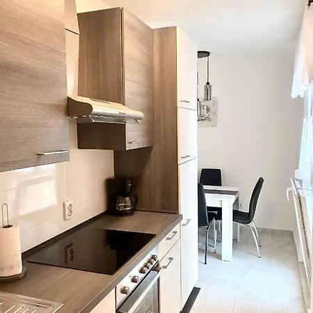 Ema Apartment